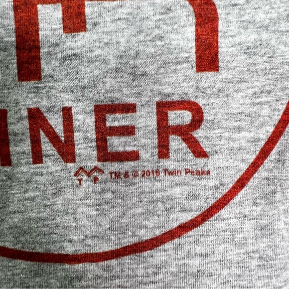 Bella Twin Peaks Double R Diner Short Sleeve Graphic T-Shirt in Grey Women’s S - Picture 4 of 10